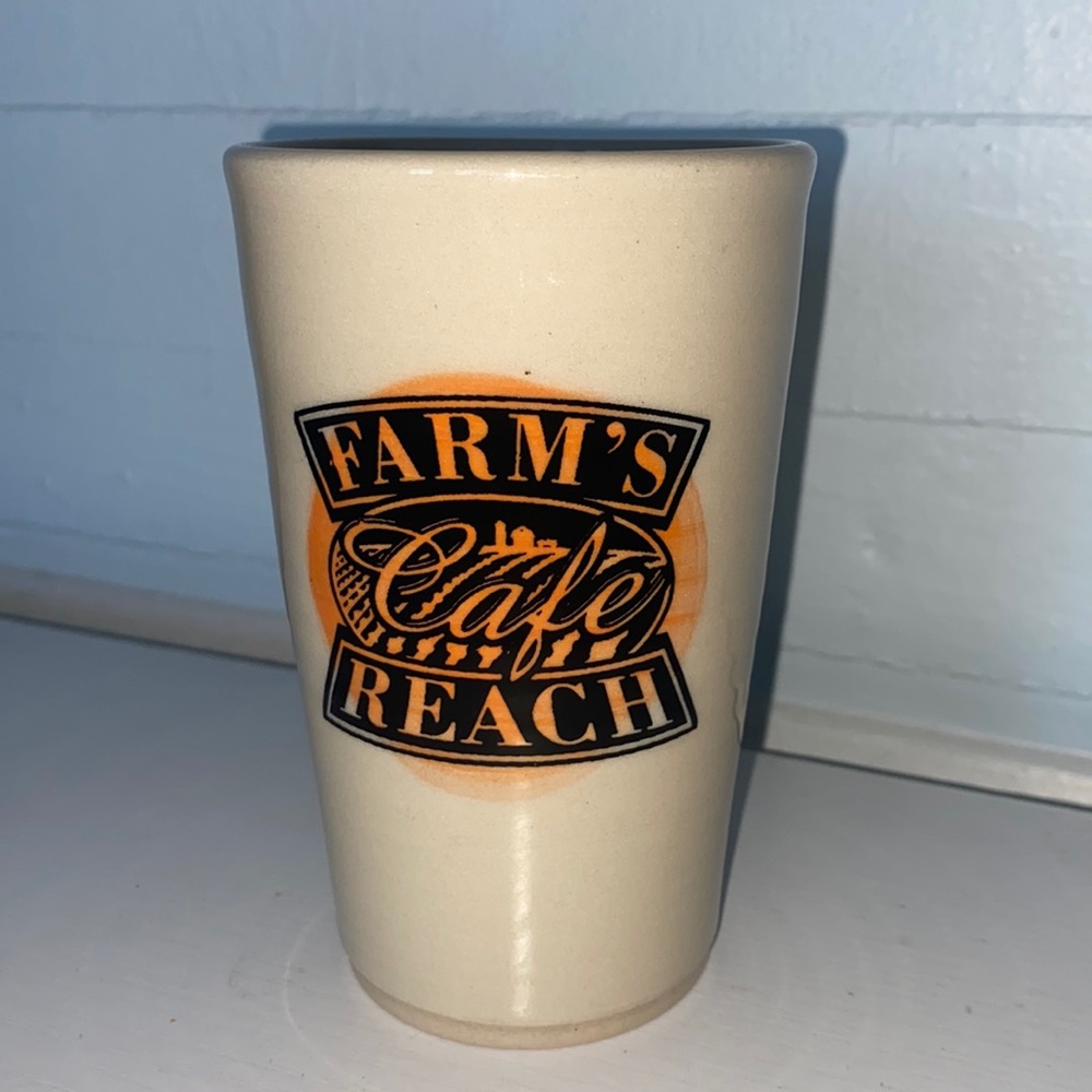 NWOT Hand made coffee cup from Farm’s Reach Cafe, Milbrook Clayworkers in WA
